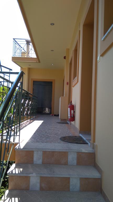 Nikolitsa Apartments Glyfada  Exterior photo